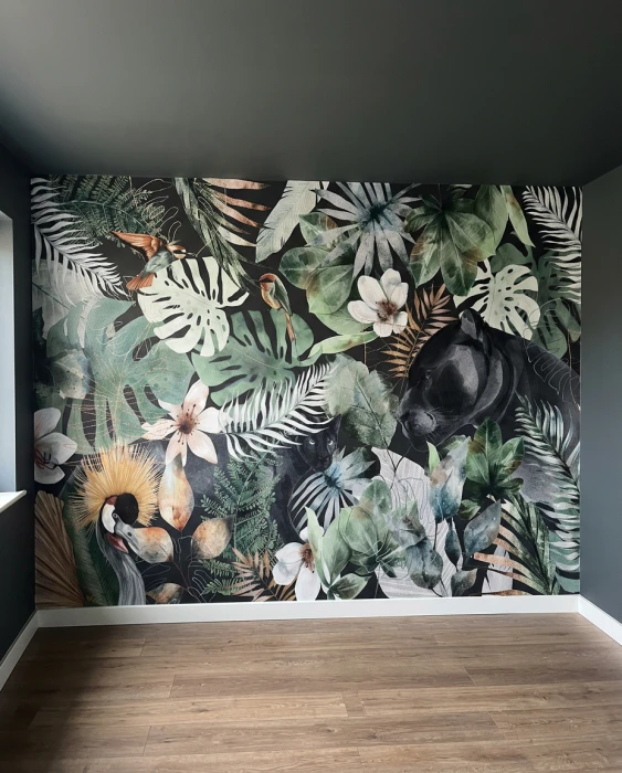 Dzika dżungla – botaniczna tapeta z egzotycznymi zwierzętami