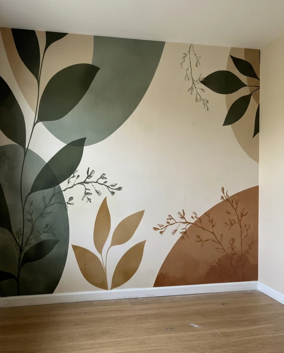 Mural botaniczny – duże liście i roślinne motywy w stylu boho